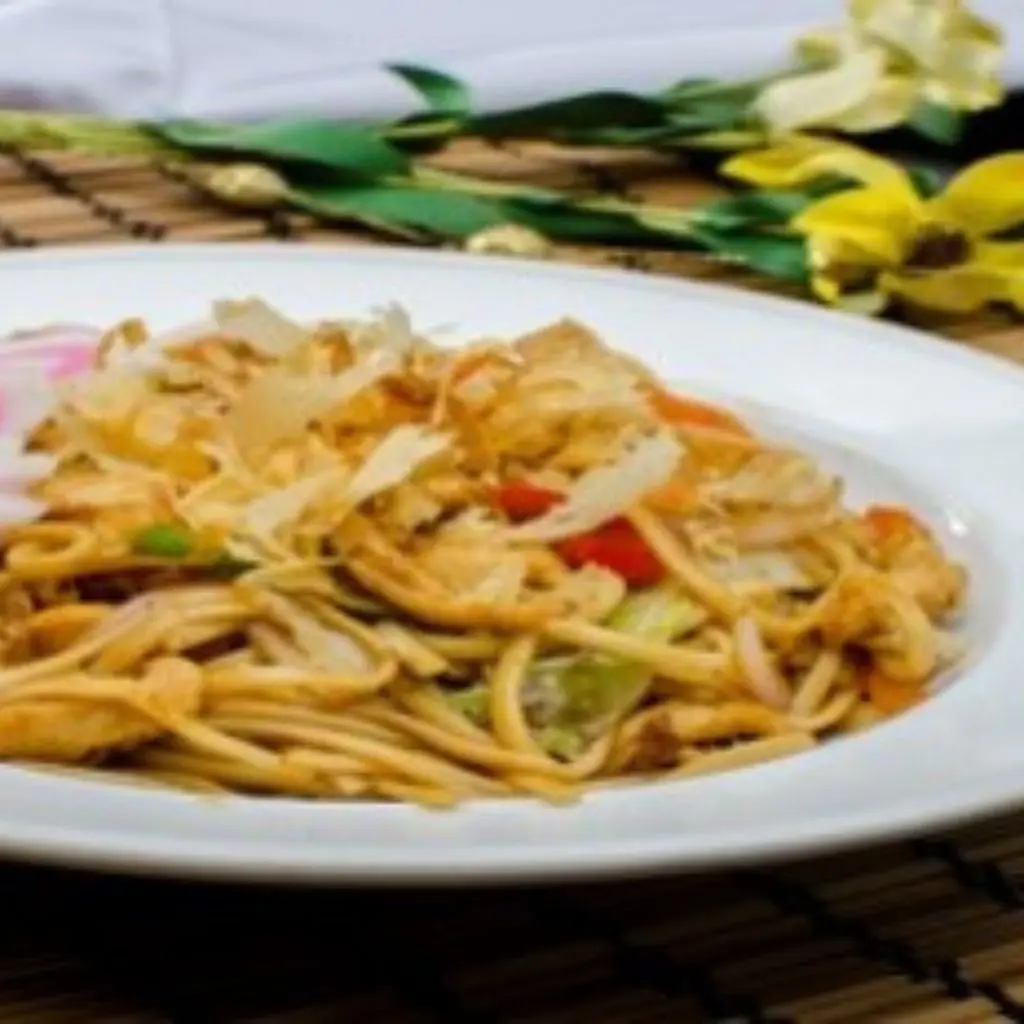 Yakisoba (Chicken with Vermicelli)